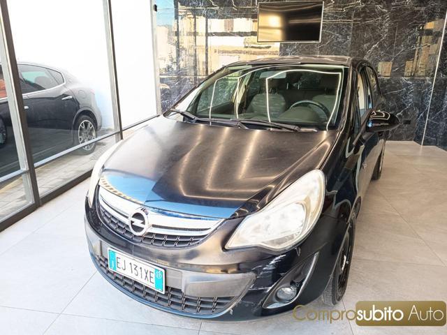 OPEL Corsa 1.2 5 porte Cosmo