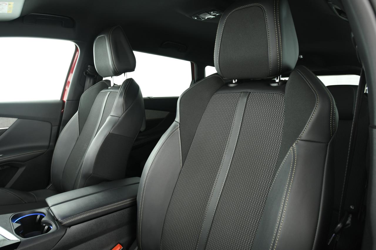 PEUGEOT 5008 1.5 bluehdi GT Pack s&s 130cv eat8 7P.TI ACC+CAMERA