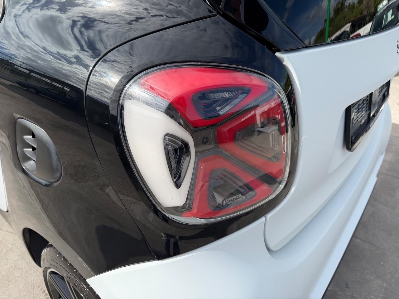 Smart ForTwo BRABUS 0.9 Turbo twinamic Xclusive