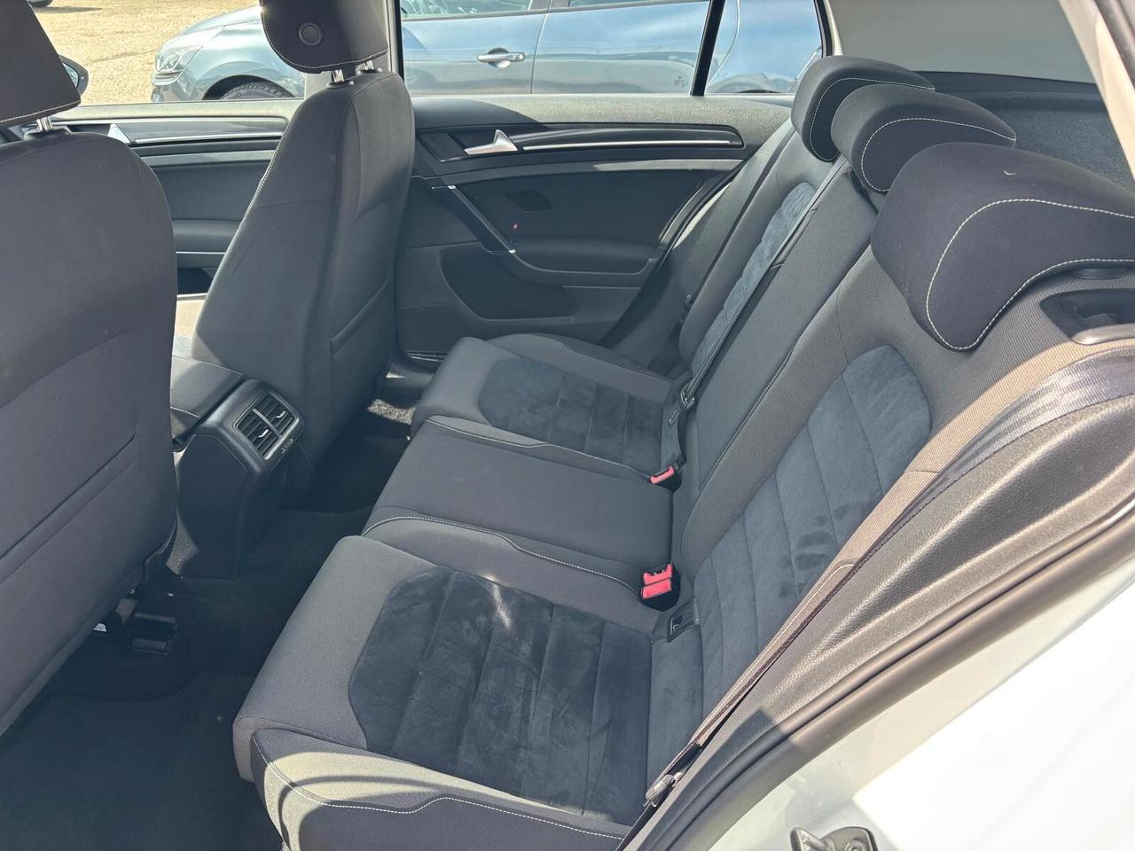 Volkswagen Golf 1.6 TDI 5 porte - 2013