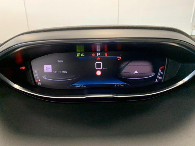 PEUGEOT 3008 1.5 BlueHDi EAT8 Allure Pack Automatico