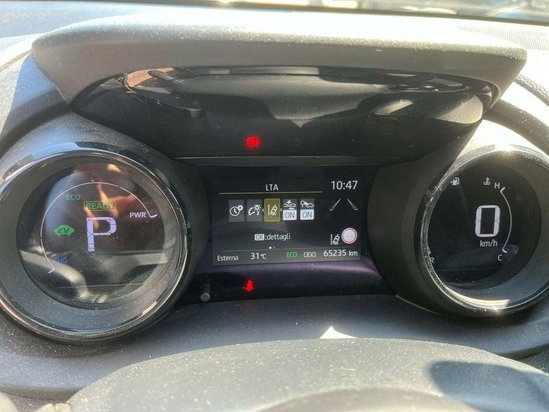 Toyota Yaris Hybrid Style MY22