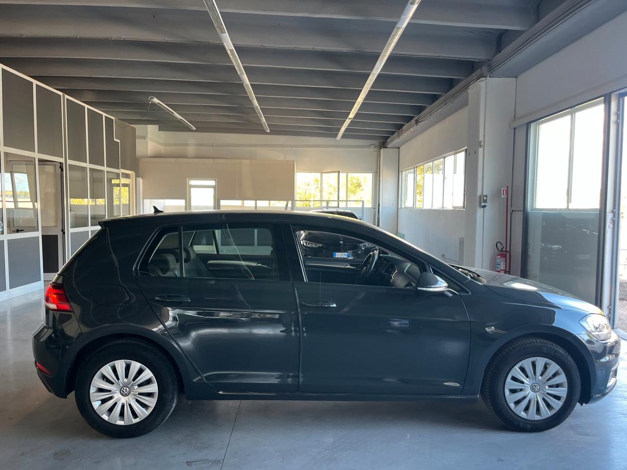 Volkswagen Golf 1.6 TDI 115 CV 5p. Business BlueMotion Technology