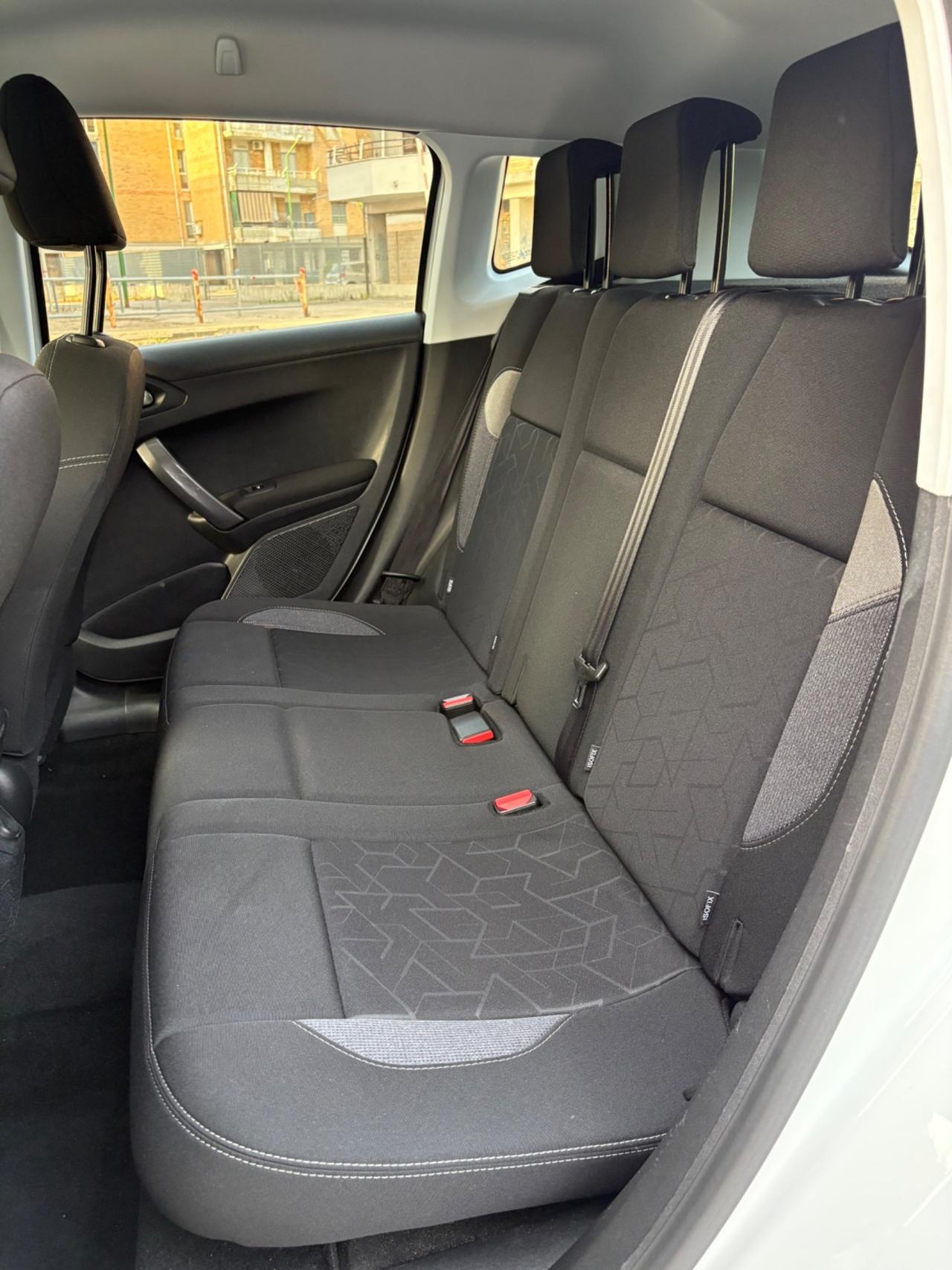 Peugeot 2008 1.2 benz 82cv 70000km 1 proprietario