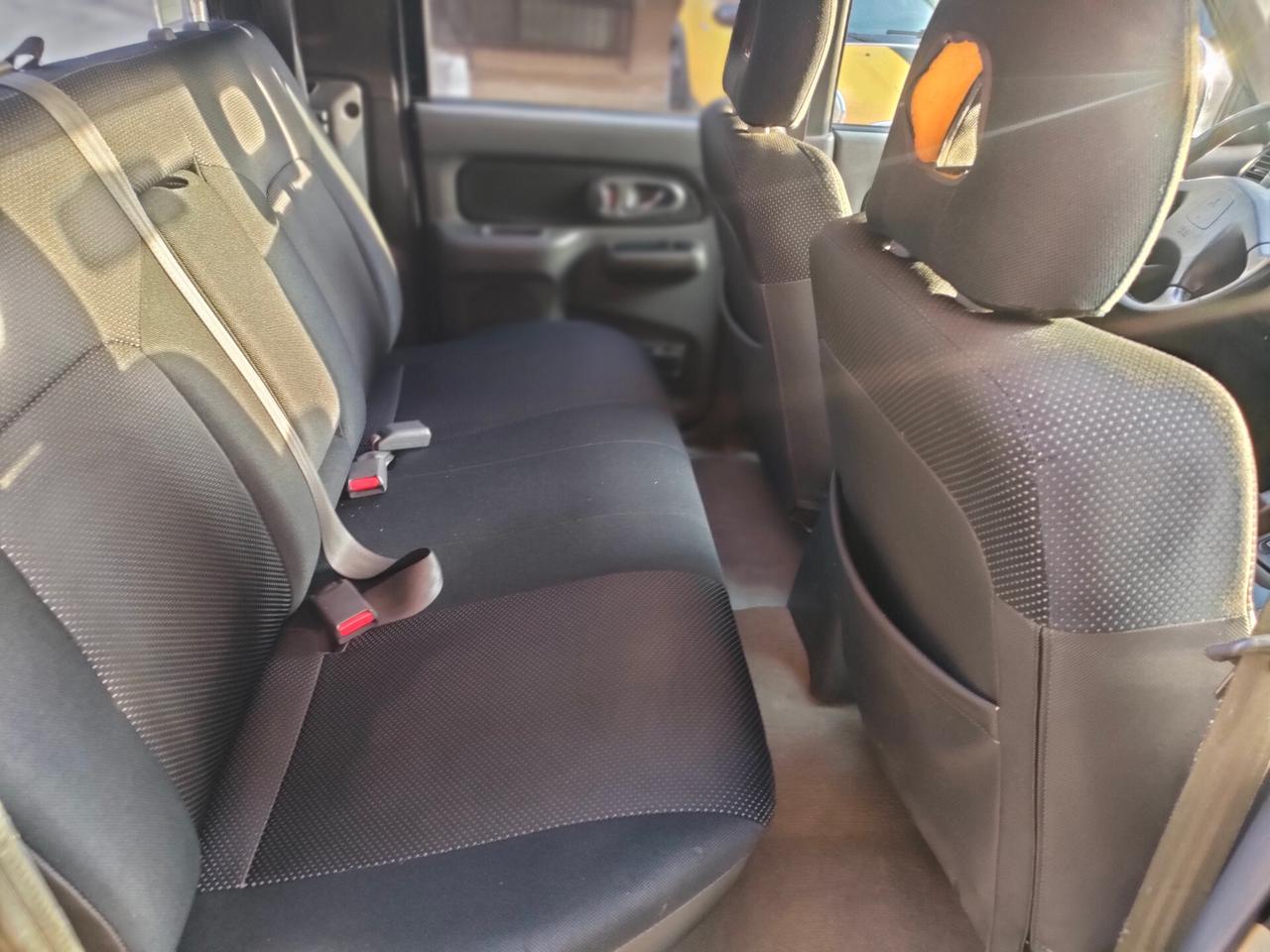 Mitsubishi L200 2.5 TD Aut Gancio 4WD Double Cab