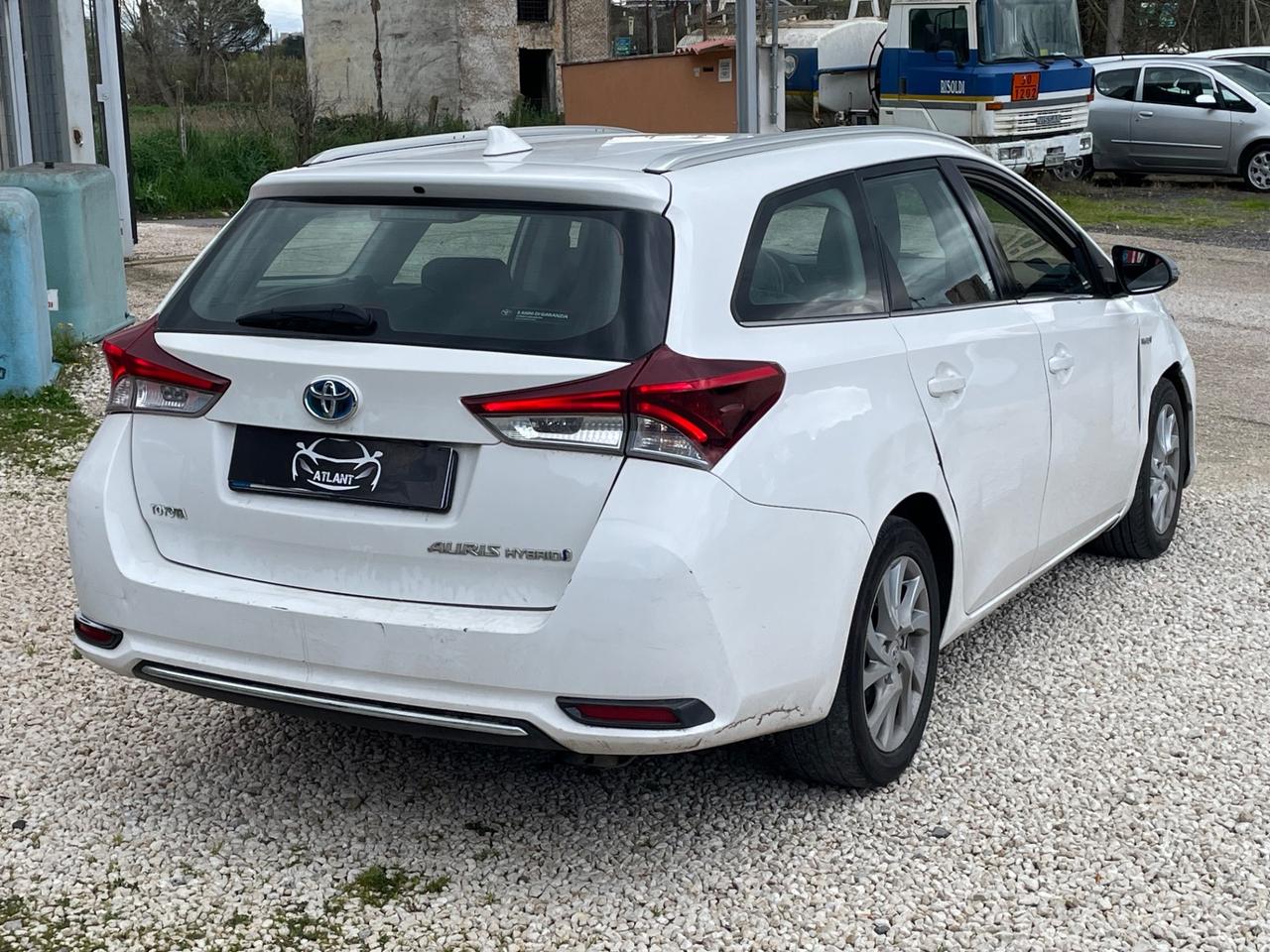 Toyota Auris 1.8 Hybrid Lounge