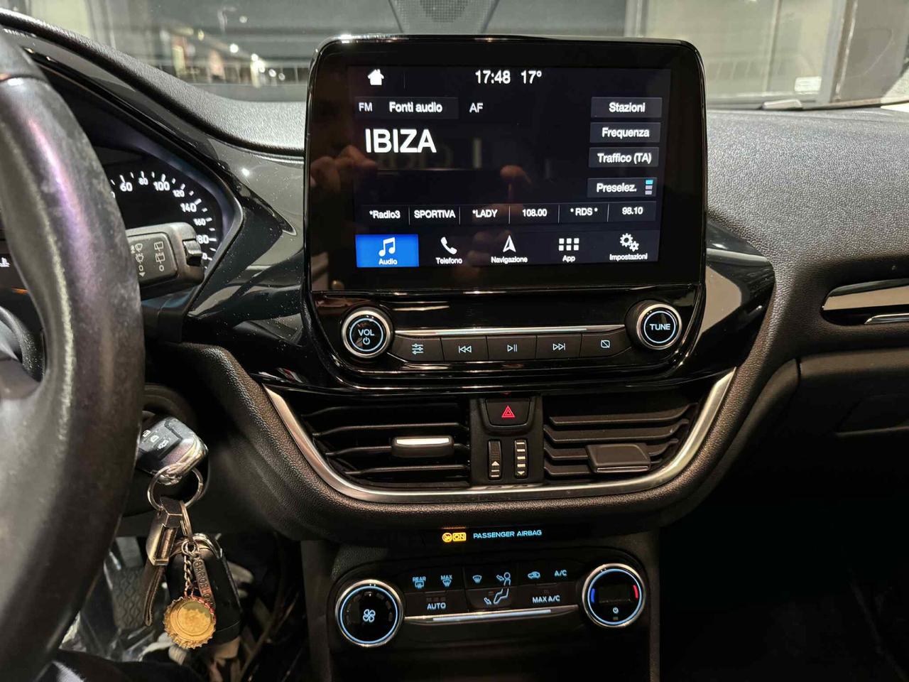 Ford Fiesta Active SUPER ACCESSORIATA NUOVAA