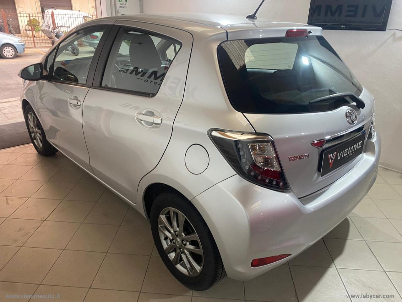 TOYOTA Yaris 1.0 5p.