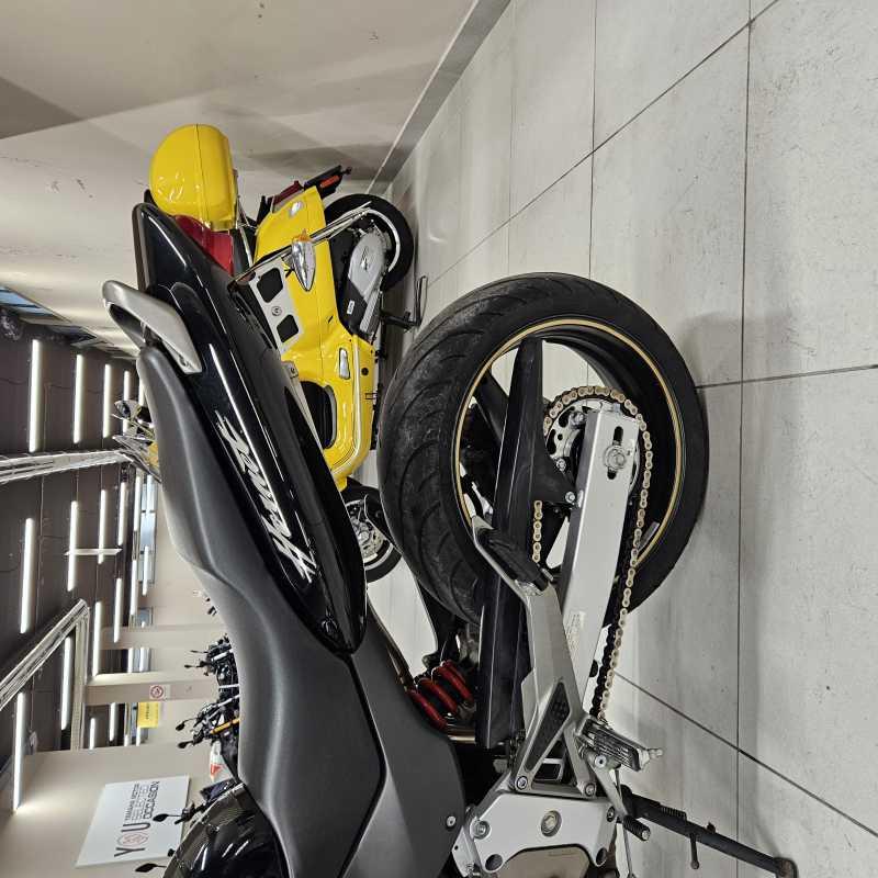 Honda Hornet 600 - 2002