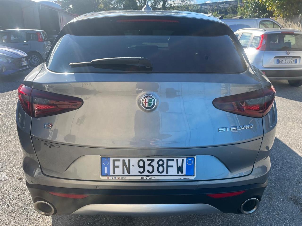 Alfa Stelvio Q4-2.2 mjt/190 cv- autom-2018