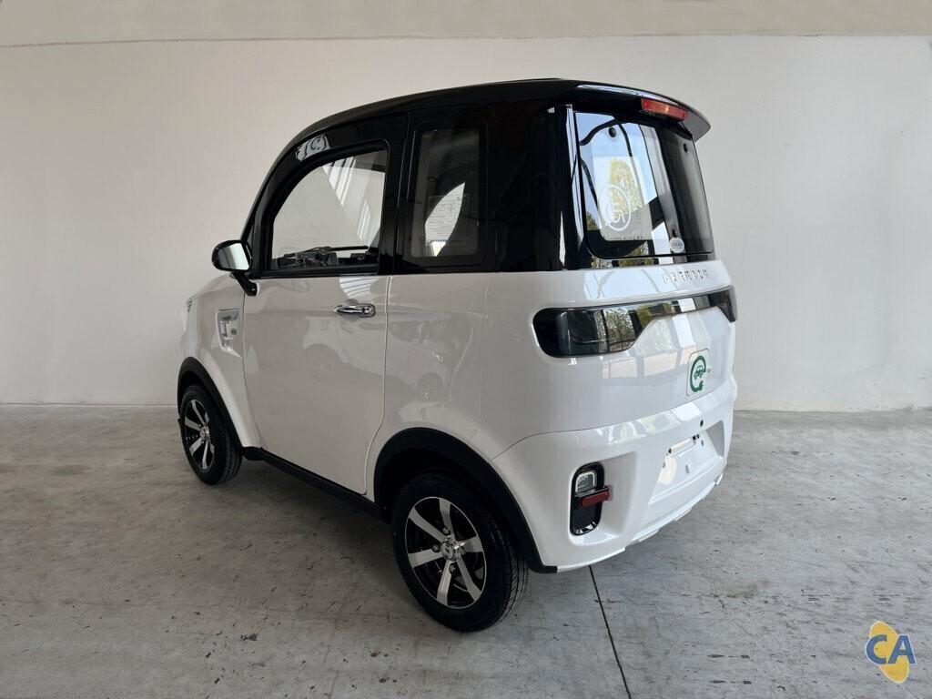 FREEDOM EVO - Macchina Senza Patente- Manubrio