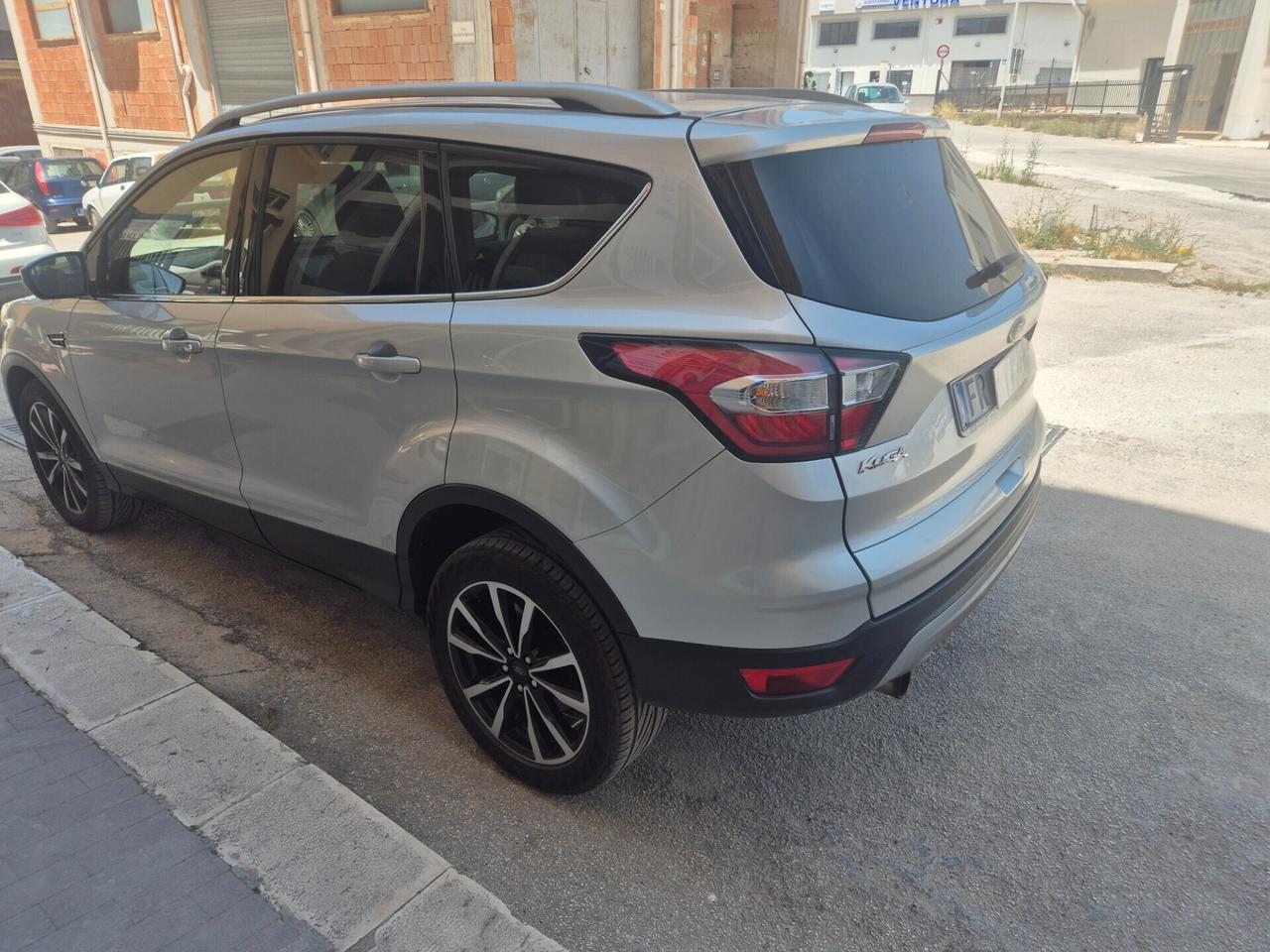 FORD KUGA 1.5 TDCI 120 CV TITANIUM NAVI KM CERTIF