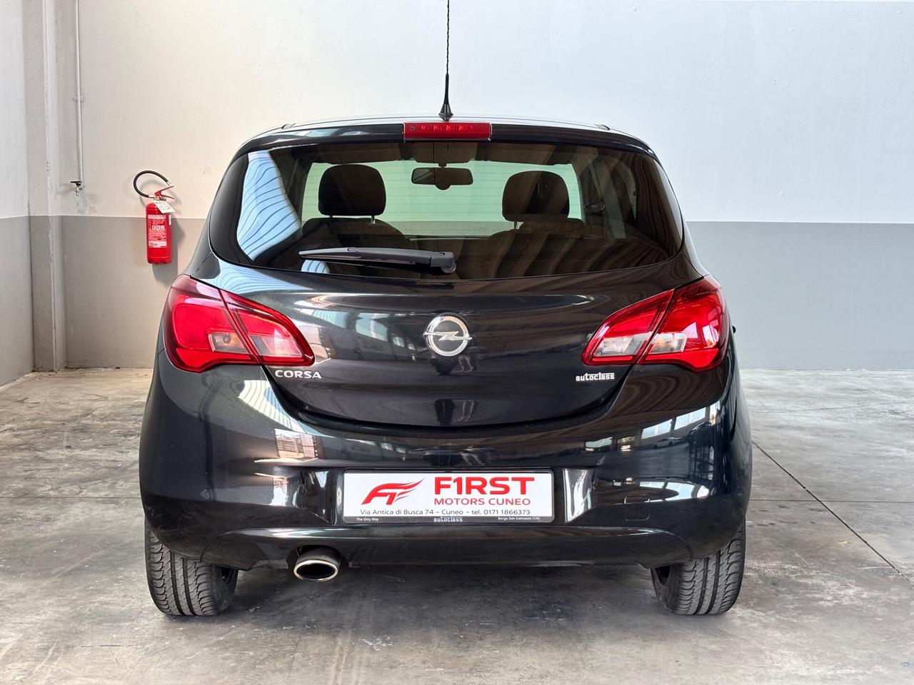 Opel Corsa 1.2 5 porte b-Color