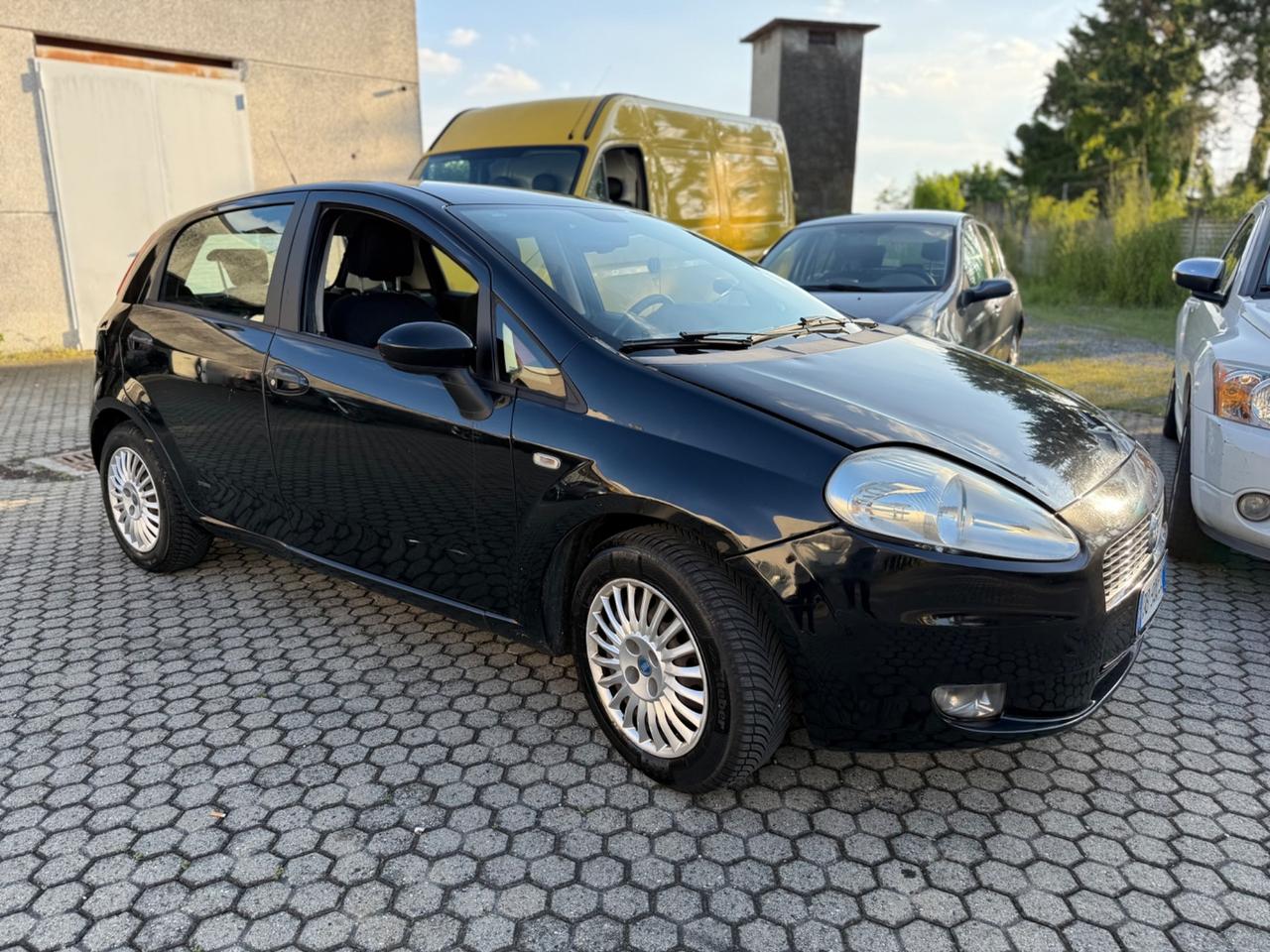 Fiat Grande Punto Grande Punto 1.3 MJT 75 CV 5 porte Active