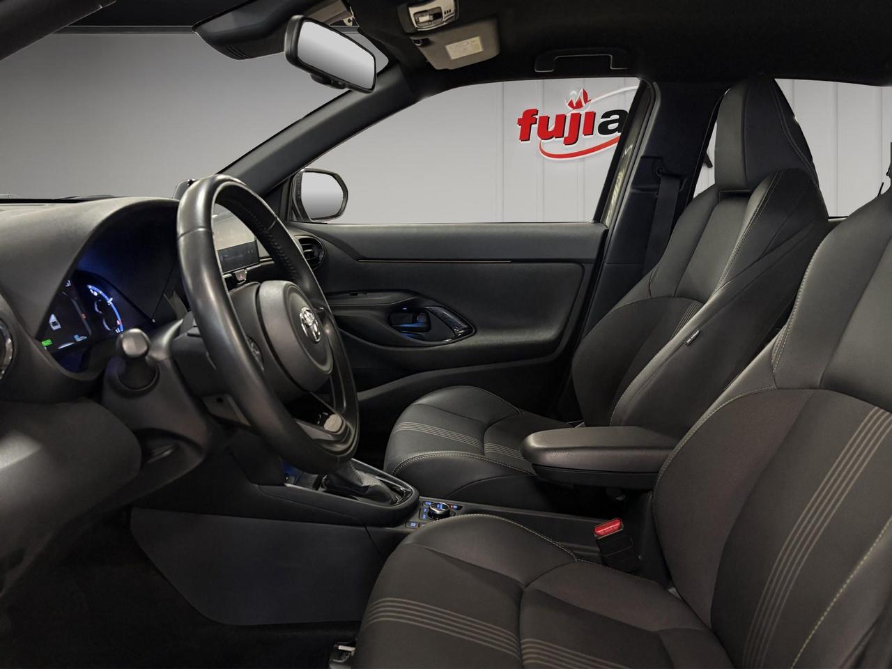Toyota Yaris Cross 1.5h Adventure awd-i 116cv e-c