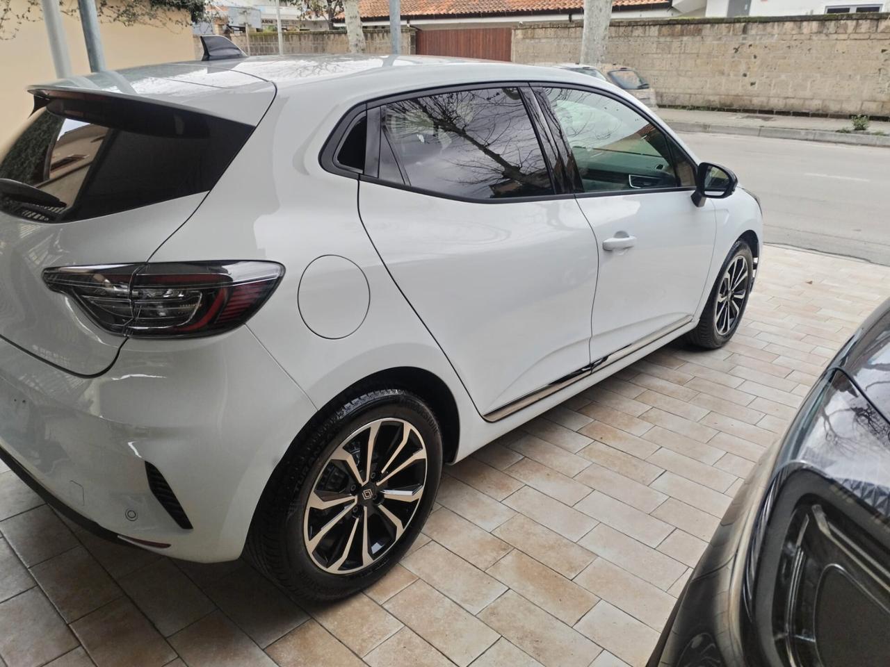 Renault Clio TCe 90 CV 5 porte Techno