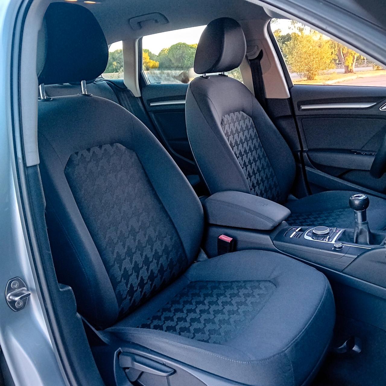 Audi A3 SPB 1.6 TDI 110 cv ULTRA Attraction - UNIPROPRIETARIO