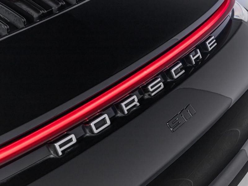 Porsche 911 992 Carrera PDK 385 cv