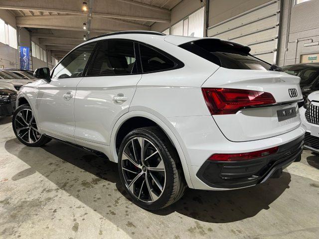 AUDI Q5 SPB Sportback 40TDI quattro S line Identity Black