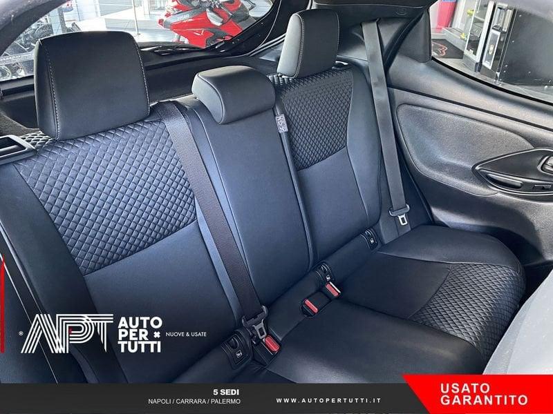Toyota Yaris Yaris 1.5 hybrid Lounge