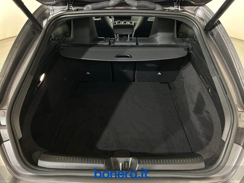 Mercedes CLA Shooting Brake 200 D Premium 8G-DCT
