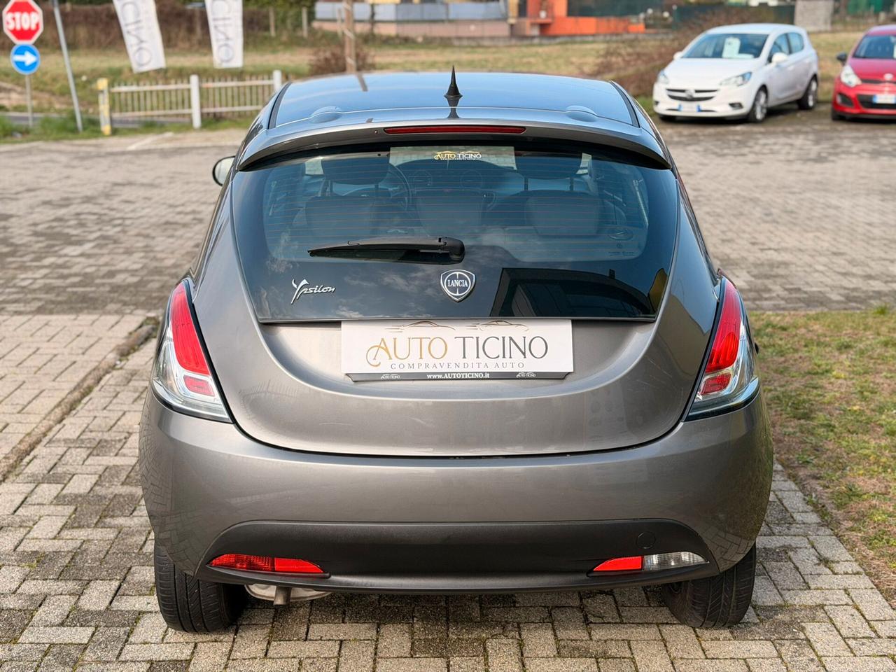 Lancia Ypsilon 1.2 69 CV 5 porte Platinum OTTIMA PER NEOPATENTATI