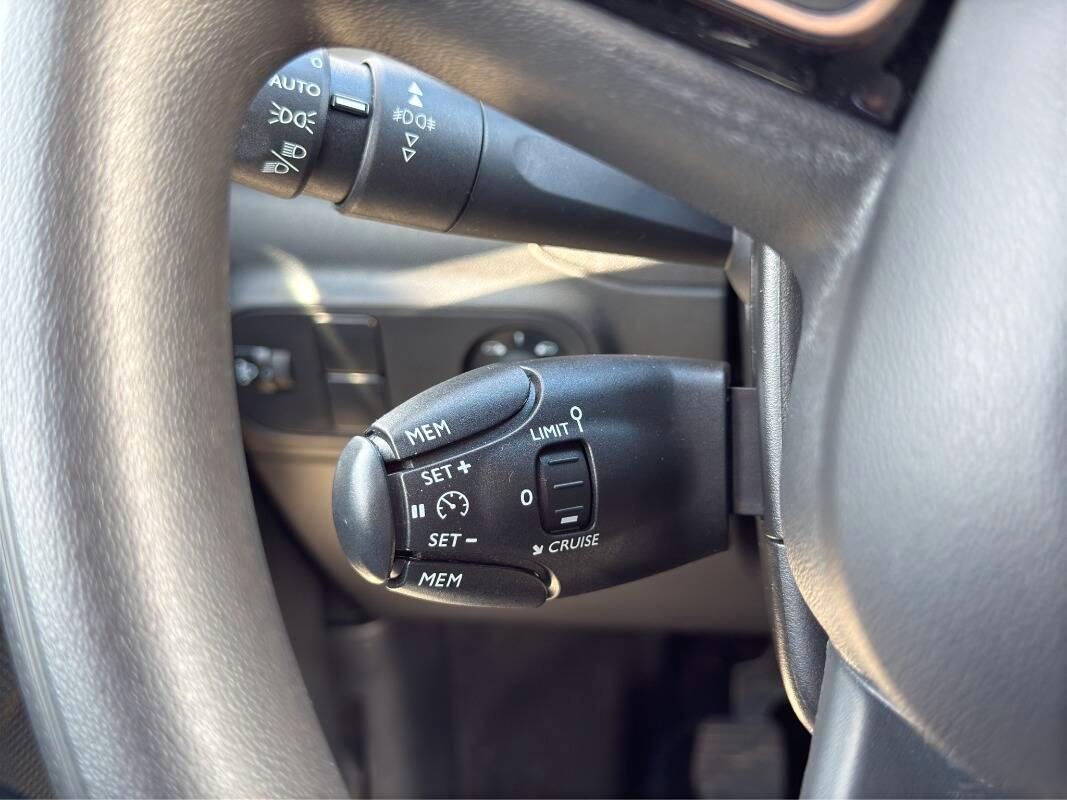 Citroen C3 1.2 puretech C-Series s&s 83cv Con CARPLAY