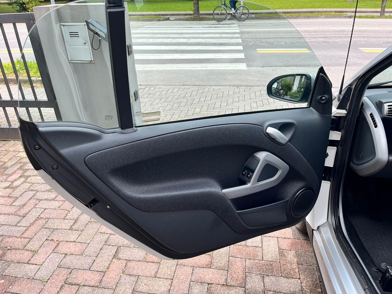 Smart ForTwo 1000 62 kW coupé passion