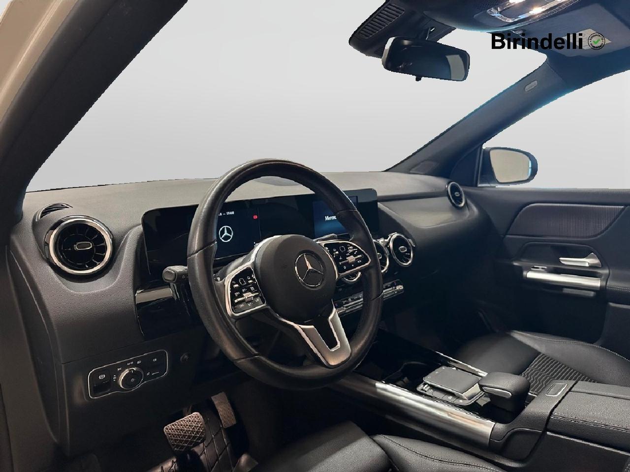 Mercedes-Benz GLA (H247) - GLA 180 Automatic Sport