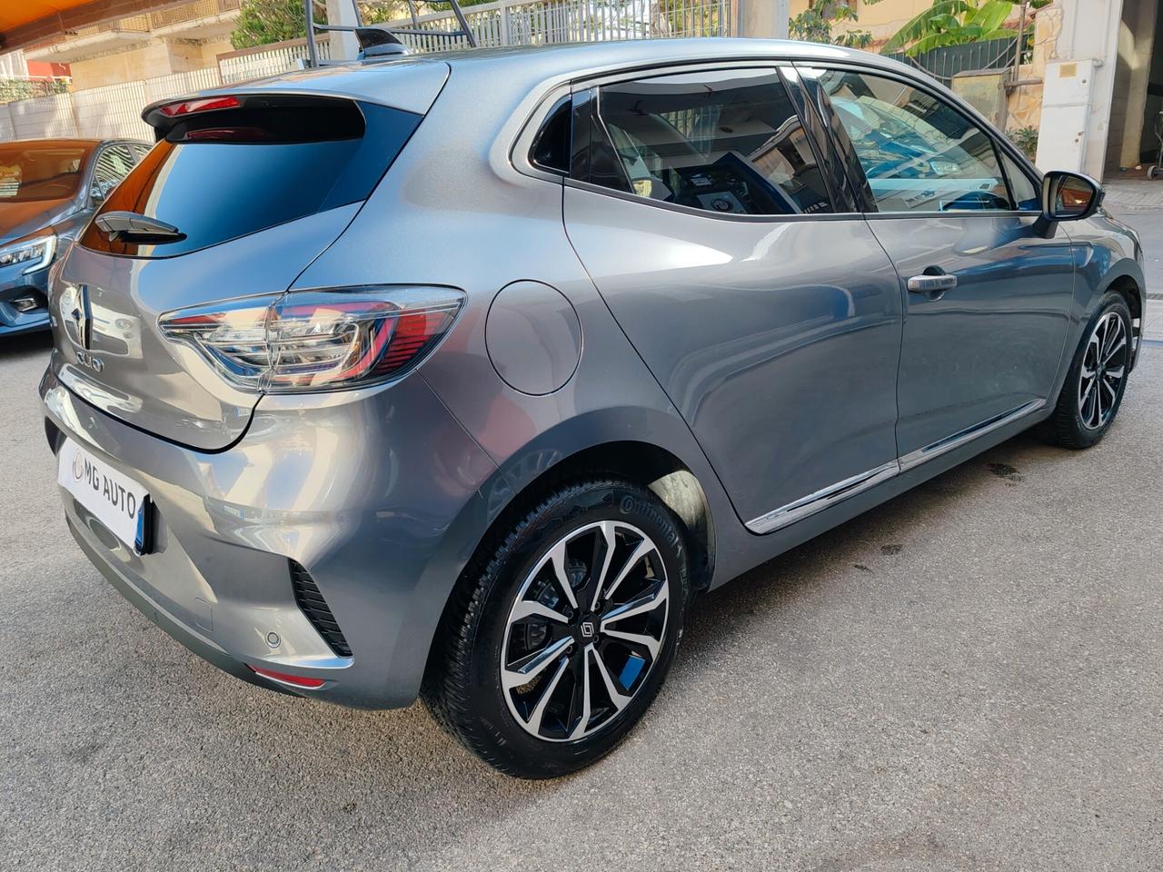 Renault Clio TCe 90 CV 5 porte Techno