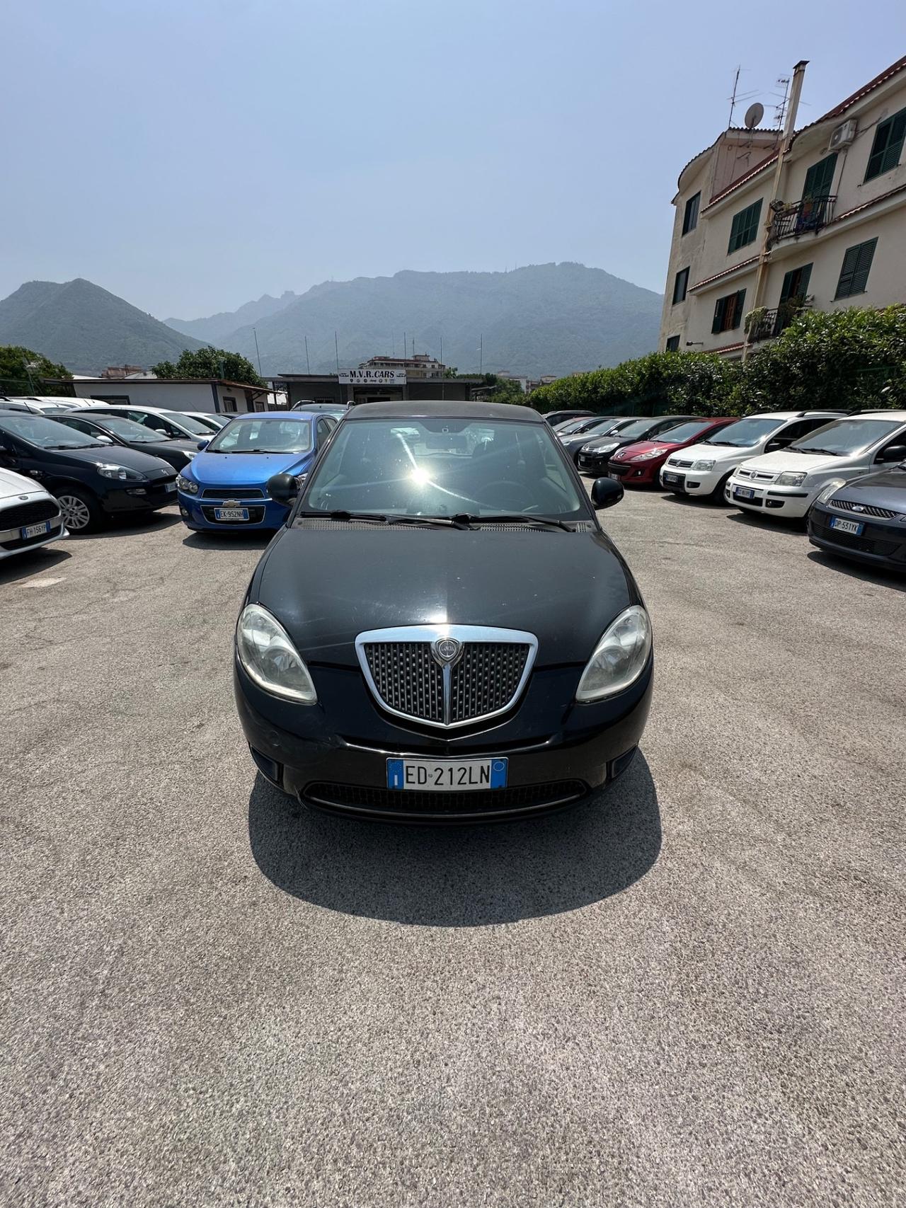 Lancia Ypsilon 1.2 69 CV Elle