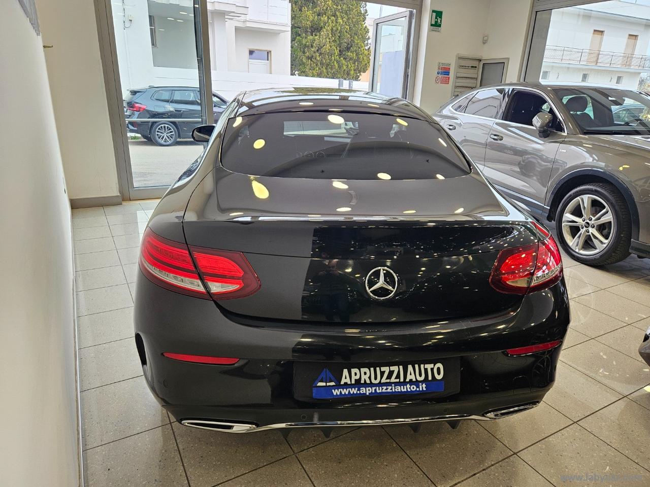 MERCEDES-BENZ C 220 d Auto 4Matic Coupé Premium