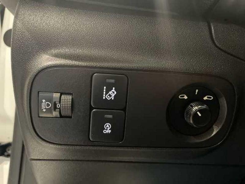 Citroën C3 III 2017 1.2 puretech Feel s&s 83cv neopatentati my18