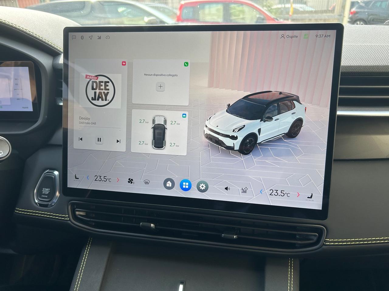 Lynk&co 01 PHEV More