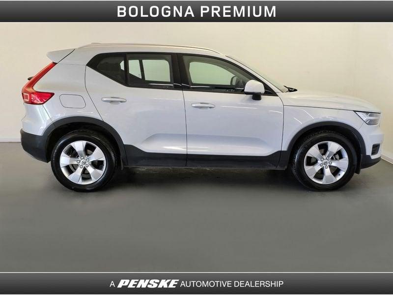 Volvo XC40 T2 Momentum Core