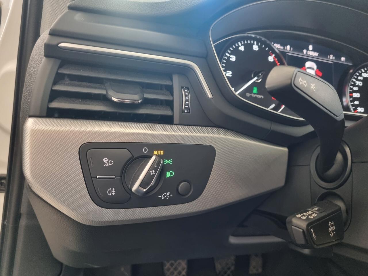 Audi A4 Avant 2.0 TFSI g-tron Business Sport