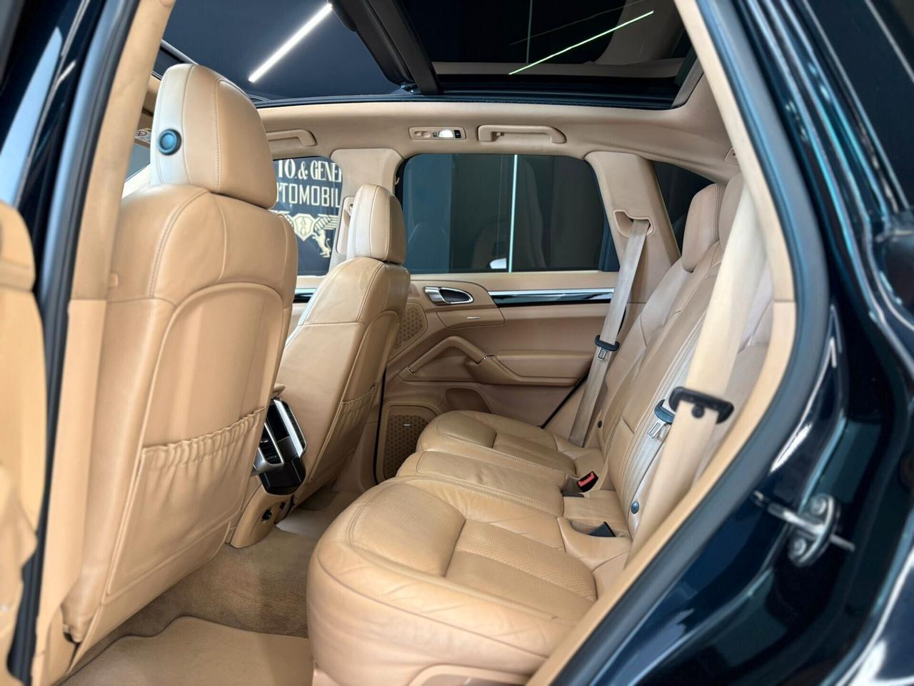 Porsche Cayenne 3.0 Diesel (TETTO,BOSE)