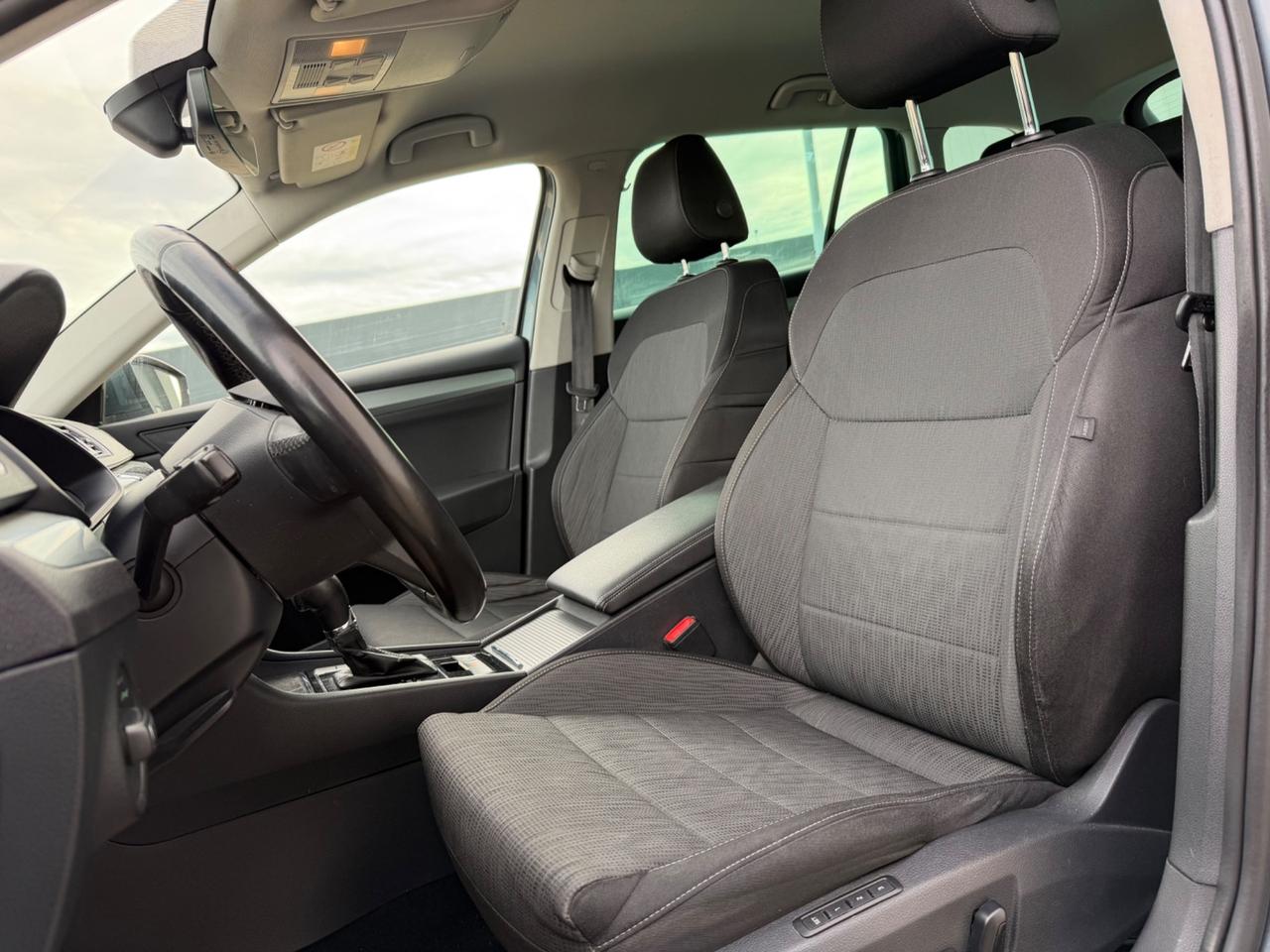 Skoda Superb 2.0 TDI DSG Wagon Style