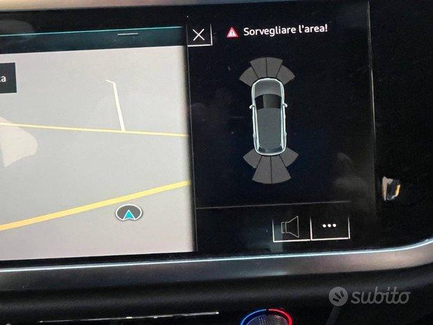 AUDI Q3 2.0 TDI 150 CV Business