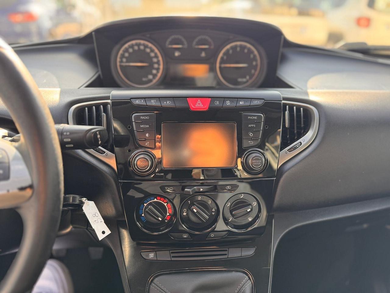 Ypsilon 1.2 69 CV My19 S&S Gold