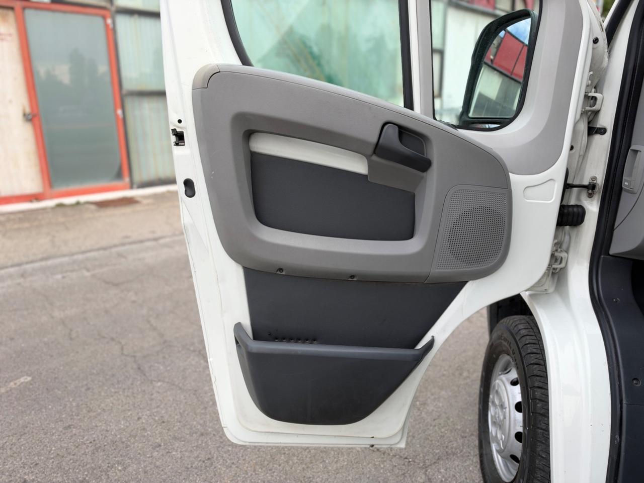 Peugeot Boxer 333 2.2 HDI 120 PC-TN Isotermico