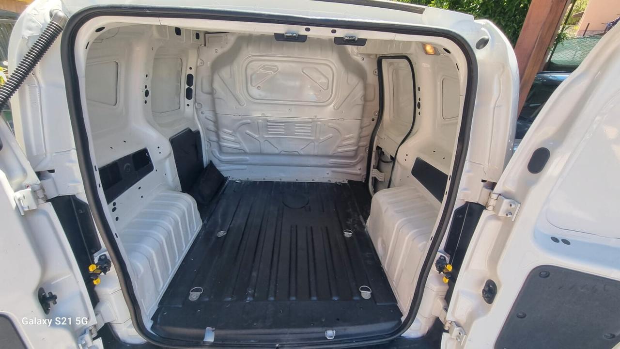 Fiat Fiorino 1.3 MJT 95CV Cargo SX