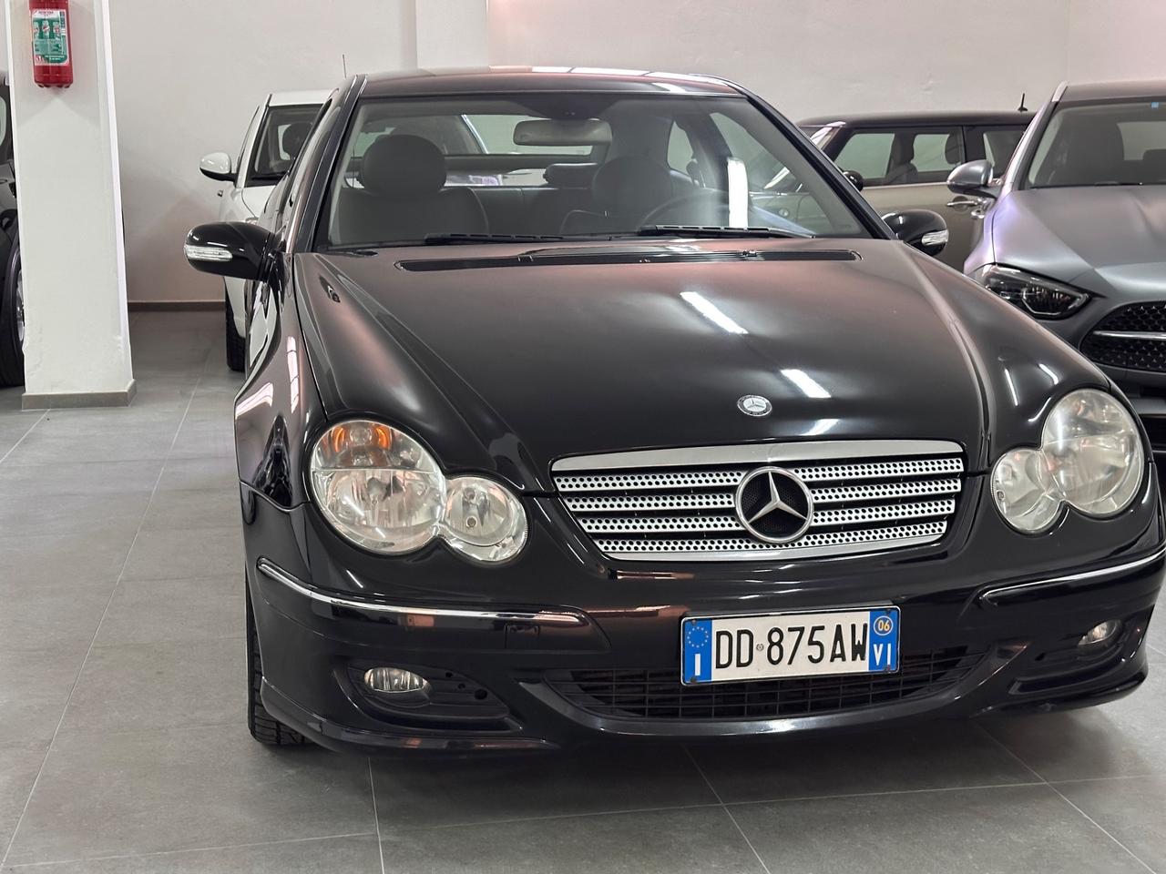 Mercedes-benz C 220 C 220 CDI cat Sportcoupé Elegance Sport