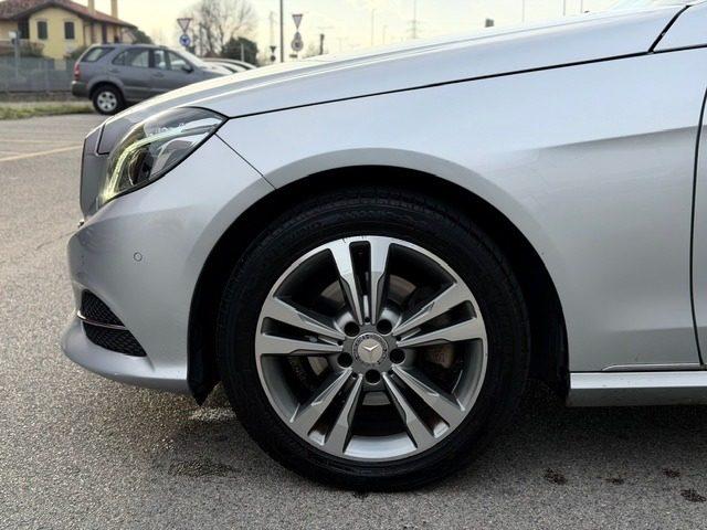 MERCEDES-BENZ E 200 d Premium