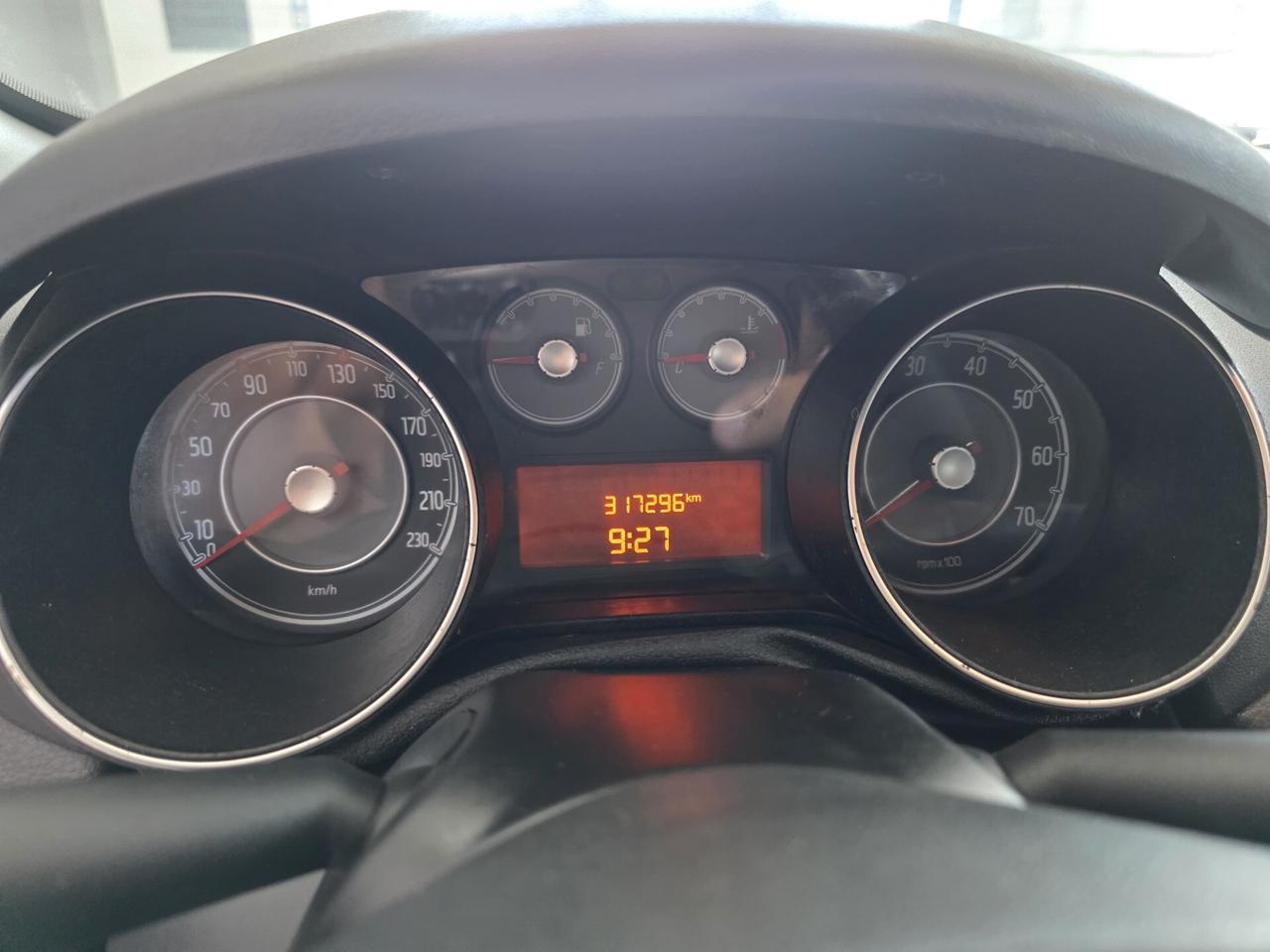 Fiat Punto Evo 1.6 Mjt DPF 5 porte Emotion