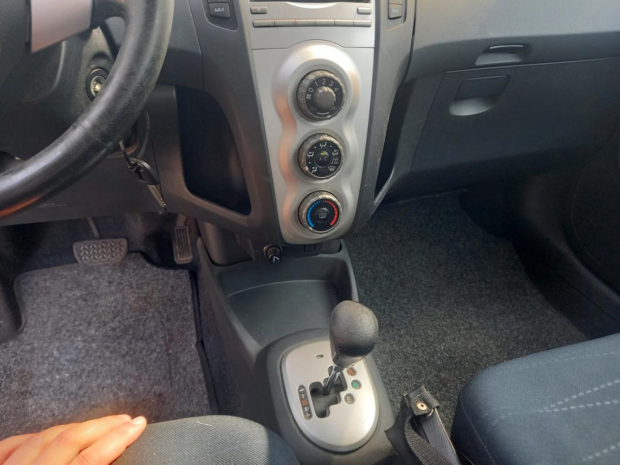 YARIS DIESEL CAMBIO AUTOMATICO UNIPRO 12 MESI GARANZIA