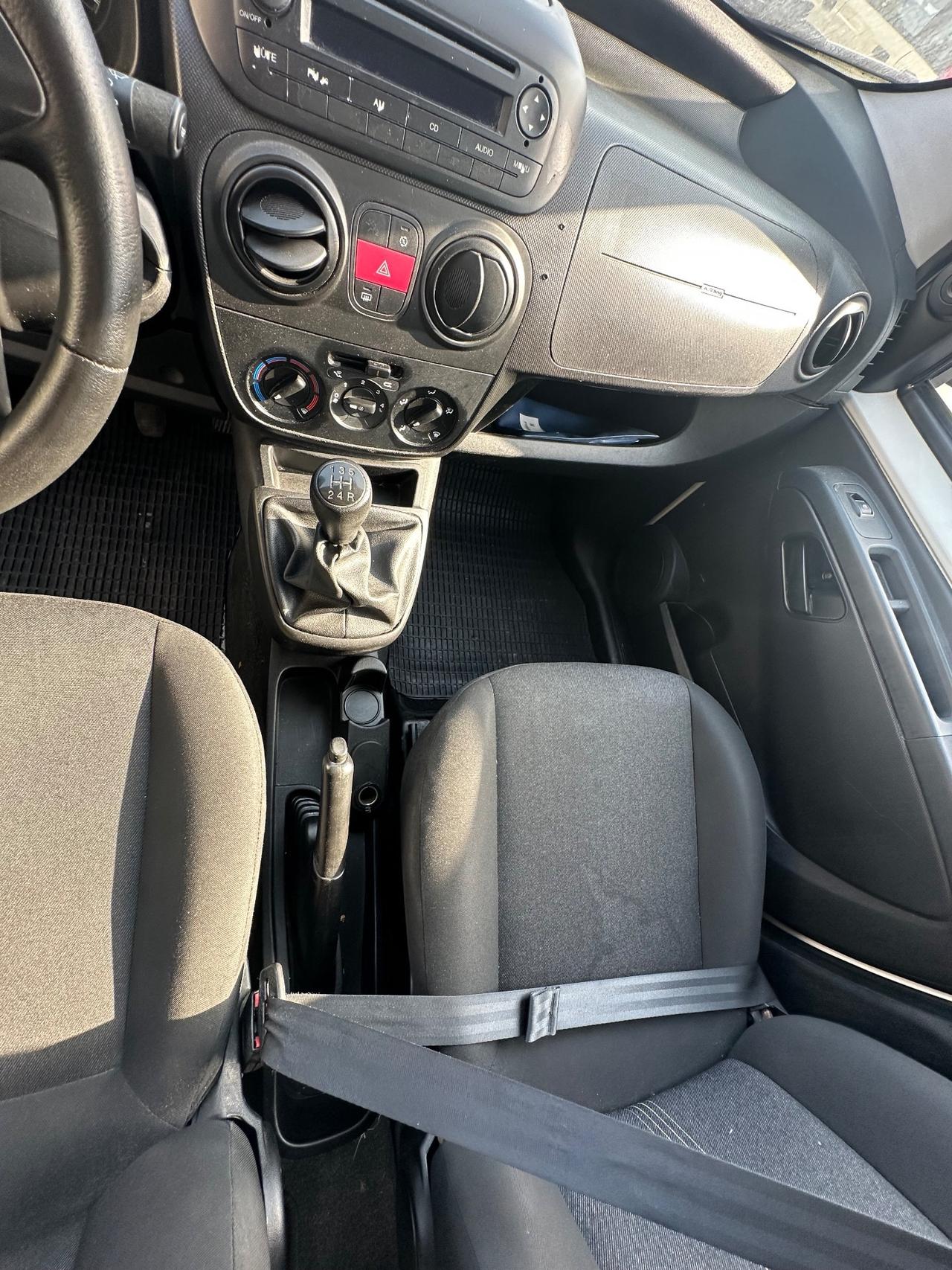 Fiat Qubo 1.3 MJT 80 CV Start&Stop Lounge NEOPATENTATI PRONTA CONSEGNA