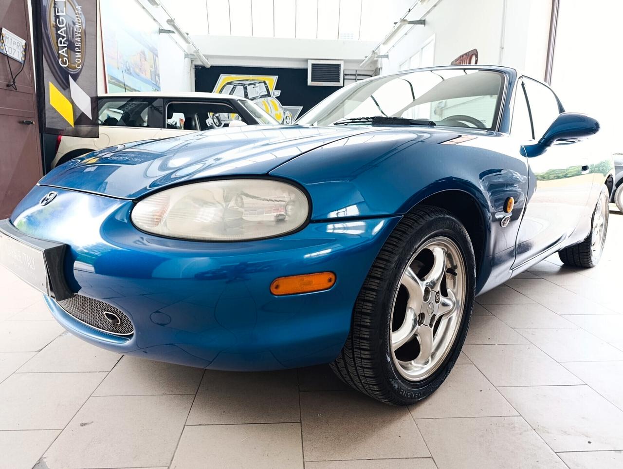 Mazda MX-5 1.8i 16V cat 10th Anniversary HARD TOP