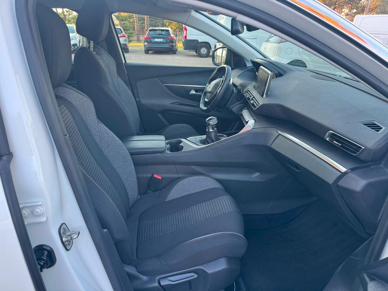 Peugeot 3008 1.5HDi AZIENDALE