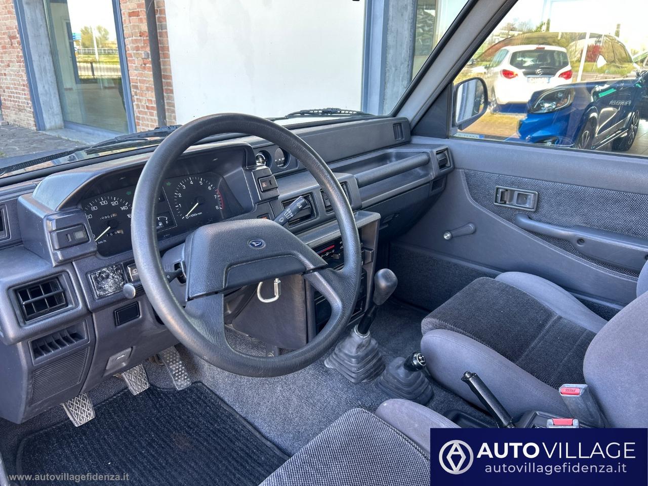 DAIHATSU Feroza 1.6i Resin-top DX